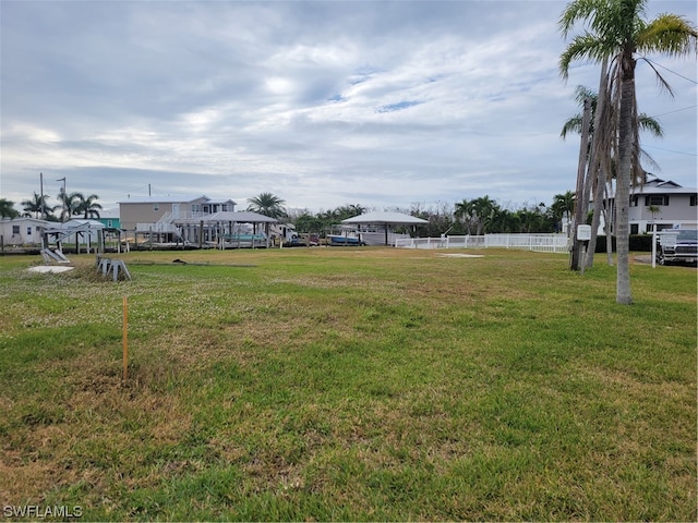 Listing photo 3 for 3937 Royal Palm Drive, FL 33956