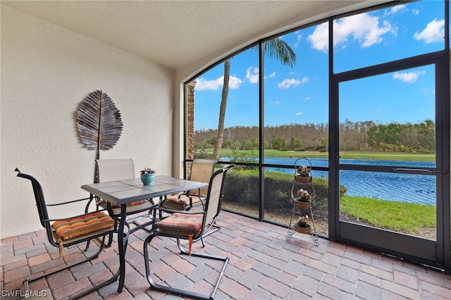 view of sunroom / solarium