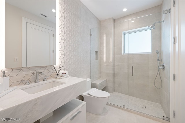 4101 Gulf Shore Blvd N Unit Ph-3, Naples, FL 34103 - bathroom with vanity, toilet, decorative backsplash, a shower stall, and visible vents