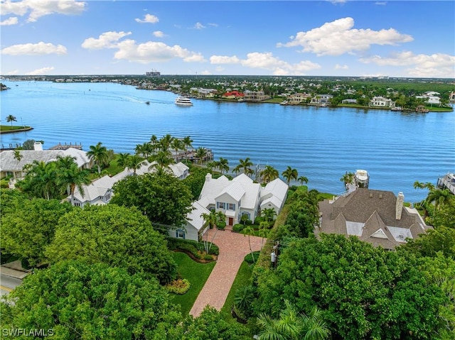 bird's eye view featuring a water view