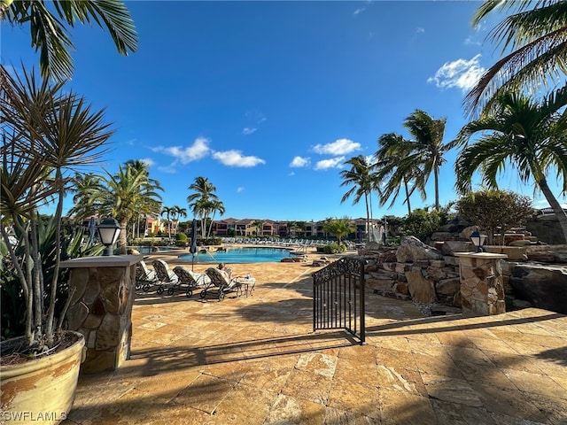 view of swimming pool