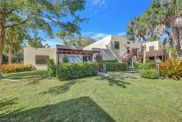 exterior space featuring a front yard