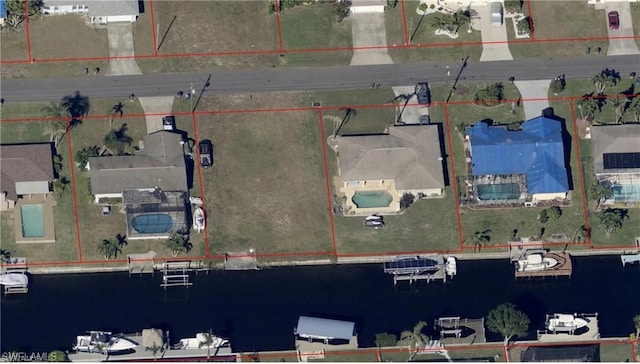 Listing photo 3 for 1418 SE 15th Ter, Cape Coral FL 33990