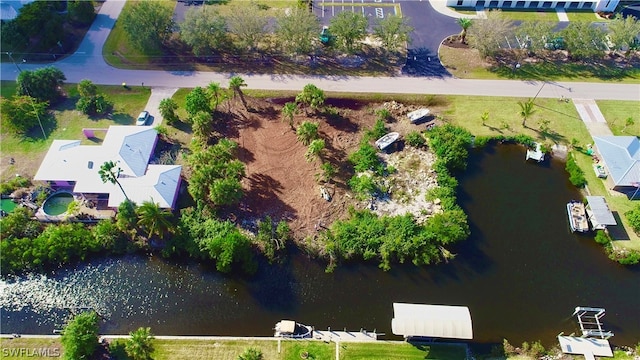 Listing photo 3 for 4114 Palm Dr, Punta Gorda FL 33950