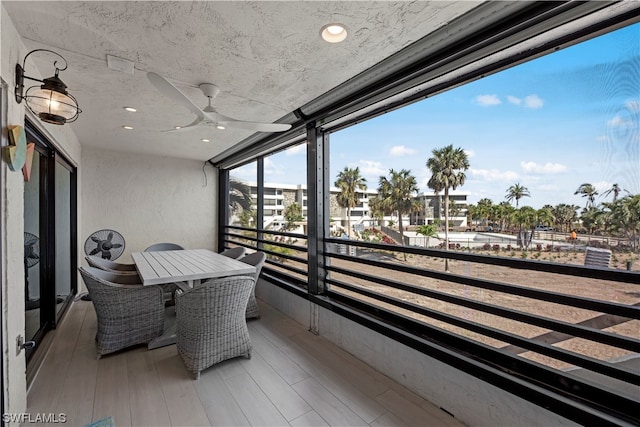 balcony with ceiling fan