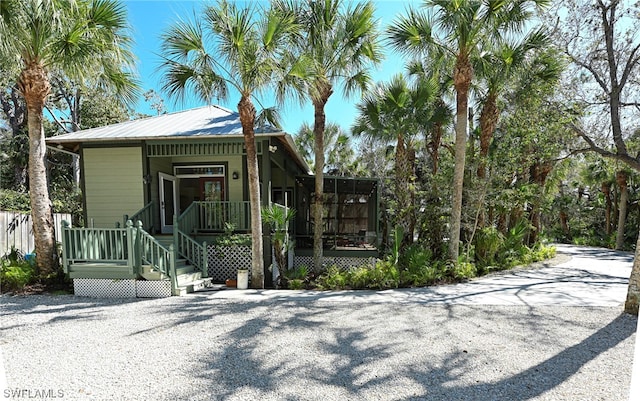 view of front of home with covered porch