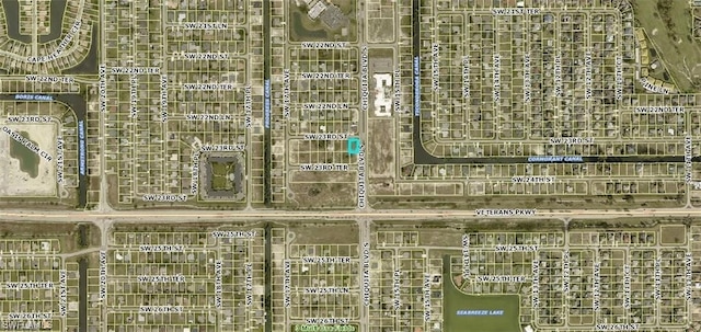 Listing photo 3 for 1602 SW 23rd St, Cape Coral FL 33991