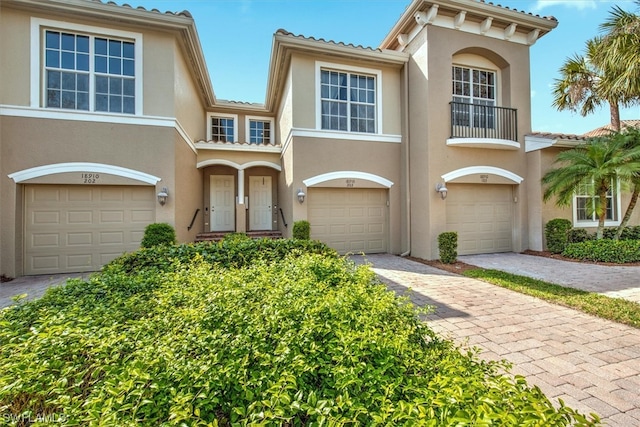 view of front of home with a garage