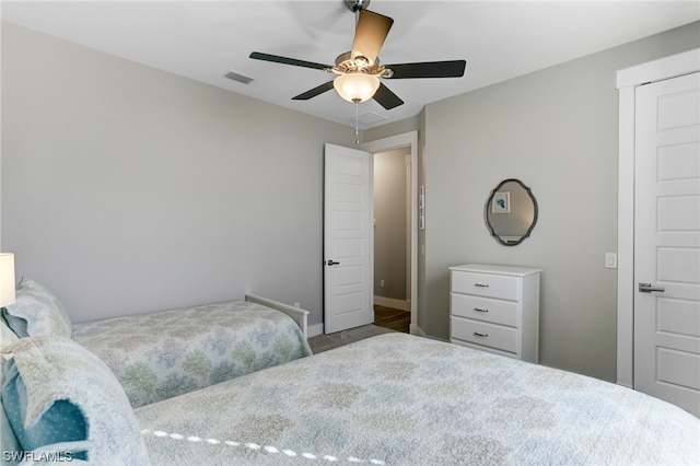 bedroom featuring ceiling fan