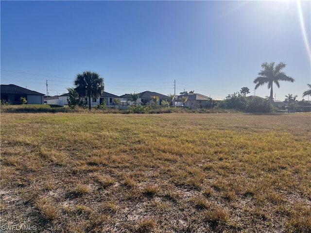 Listing photo 2 for 2 NW 9th St, Cape Coral FL 33993