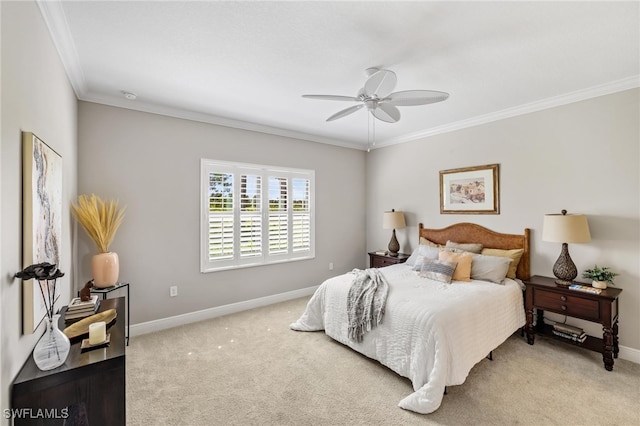 bedroom with light carpet, ornamental molding, and ceiling fan