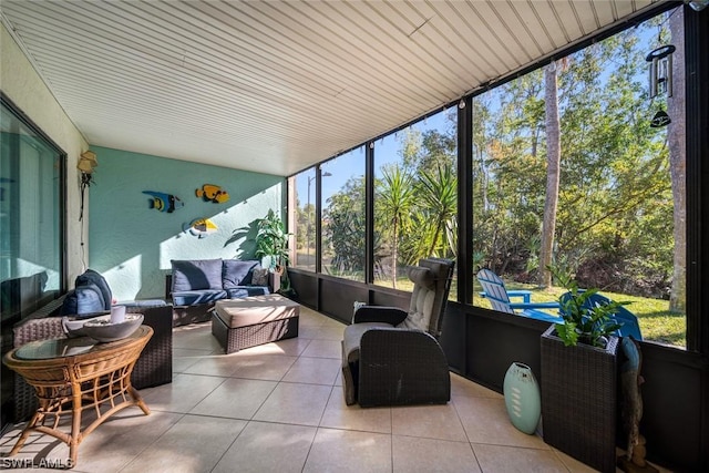 view of sunroom / solarium