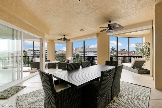 view of patio featuring outdoor lounge area and ceiling fan