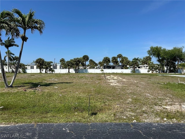 Listing photo 3 for 146 Raintree Ln, Fort Myers FL 33908