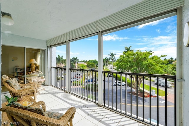 view of sunroom / solarium