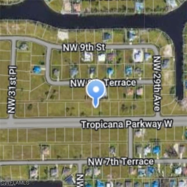 Listing photo 2 for 2925 Tropicana Pkwy, Cape Coral FL 33993