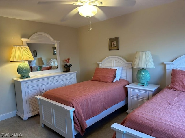 bedroom featuring ceiling fan