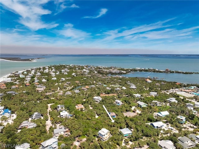 Listing photo 3 for 558 Coral Cir, Captiva FL 33924