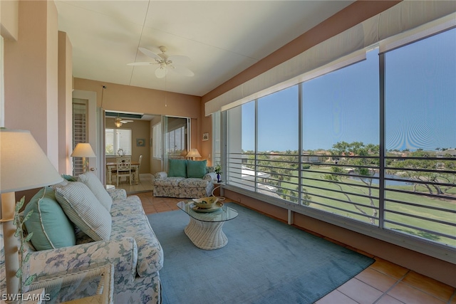 sunroom / solarium with ceiling fan