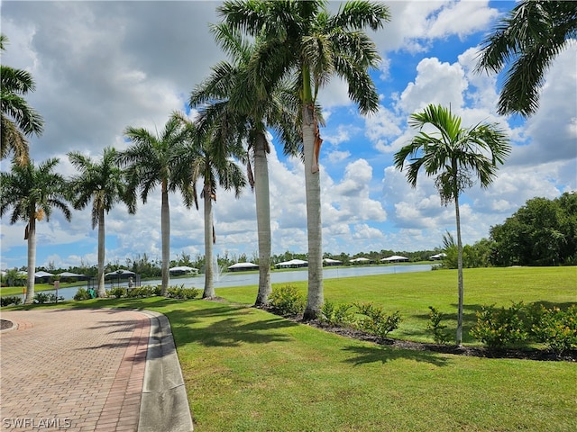 Listing photo 3 for 2405 Kismet Lakes Ln, Cape Coral FL 33993