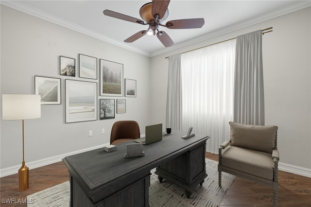 office area featuring crown molding and ceiling fan