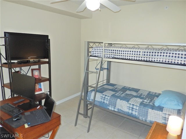 bedroom featuring ceiling fan