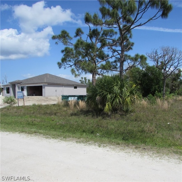 Listing photo 3 for 8812 Yukon Ct, Saint James City FL 33956