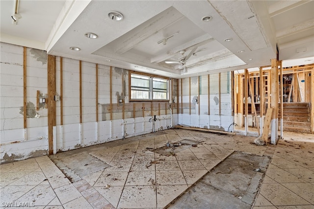 miscellaneous room with ceiling fan