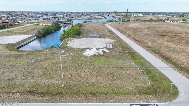 Listing photo 3 for 800 NW 33rd Ave, Cape Coral FL 33993