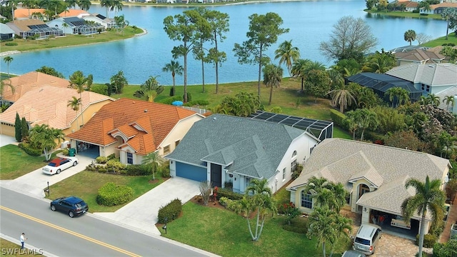 bird's eye view featuring a water view