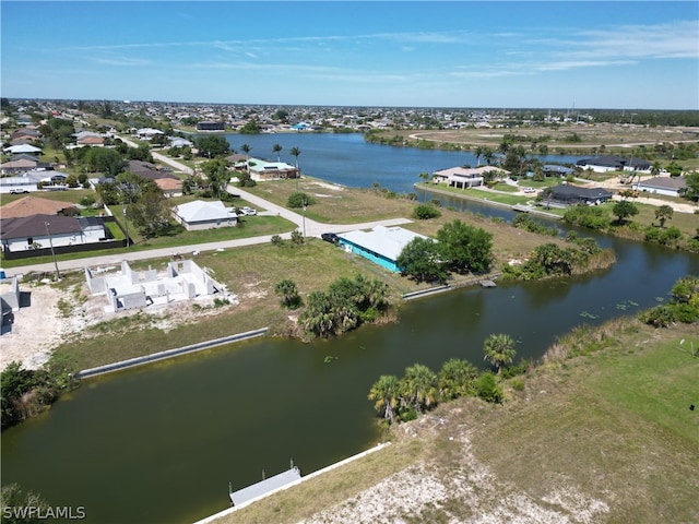 Listing photo 3 for 1902 NE 13th Pl, Cape Coral FL 33909