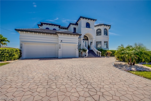 view of mediterranean / spanish-style home