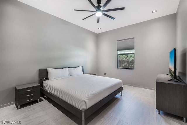 bedroom featuring ceiling fan