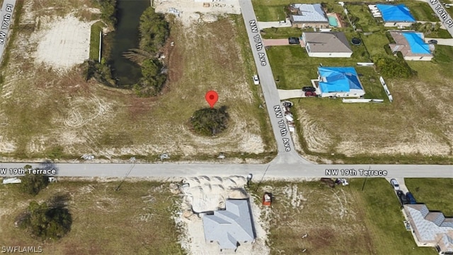 Listing photo 2 for 1701 NW 19th Ter, Cape Coral FL 33993