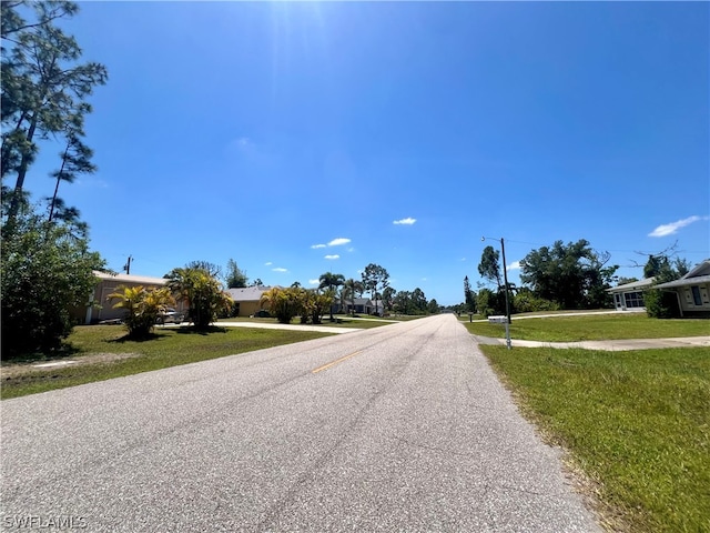 Listing photo 2 for 6361 David Blvd, Port Charlotte FL 33981