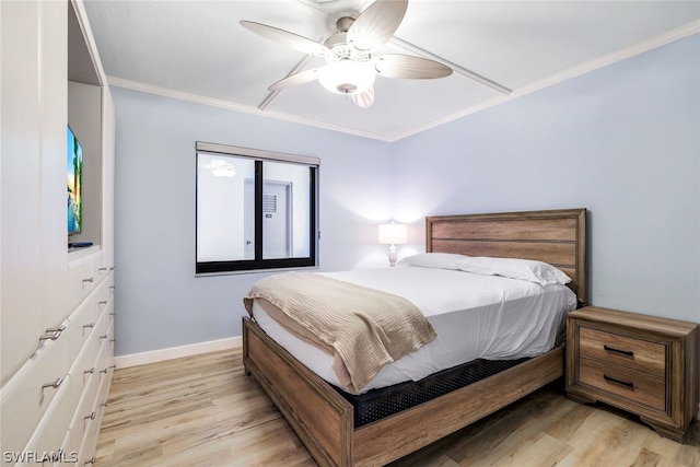 bedroom with ceiling fan, light hardwood / wood-style floors, and ornamental molding