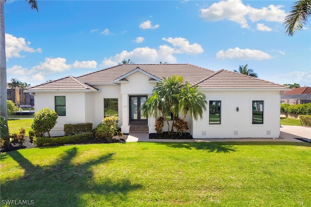 view of front of home with a front lawn