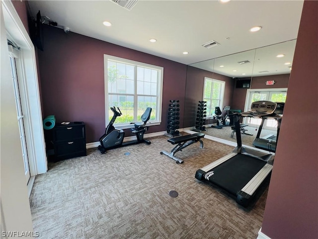 gym featuring carpet floors, recessed lighting, visible vents, and baseboards