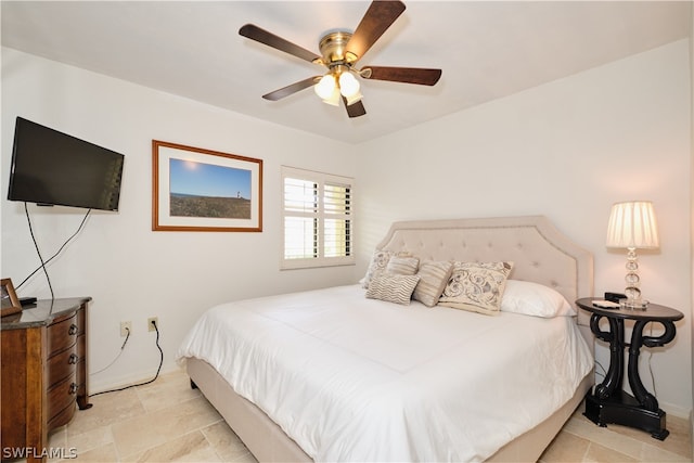 bedroom featuring ceiling fan