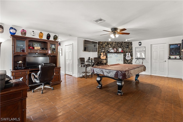 rec room featuring dark wood-type flooring, billiards, and ceiling fan