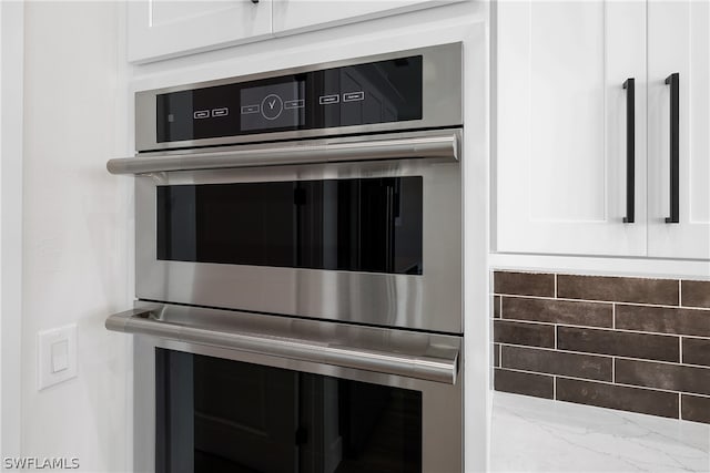 interior details with double oven