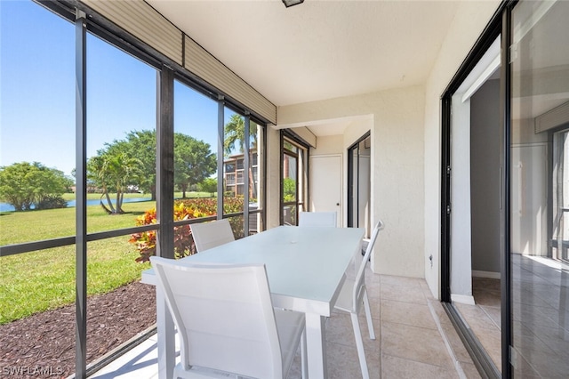 view of sunroom / solarium