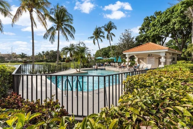 view of swimming pool featuring a patio