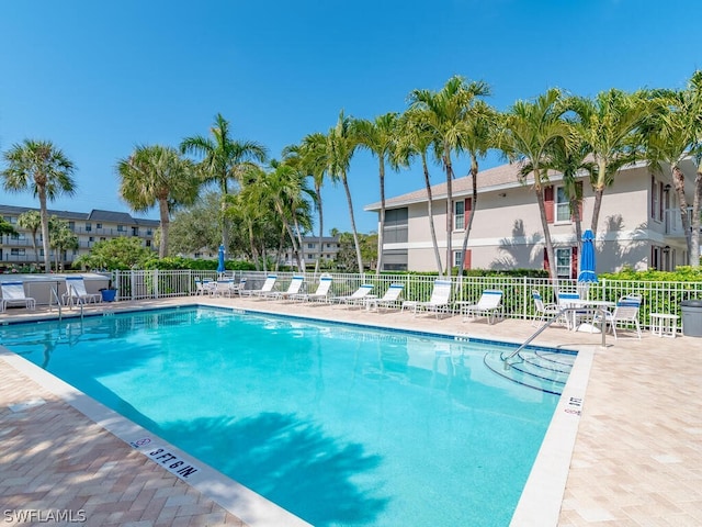 view of swimming pool