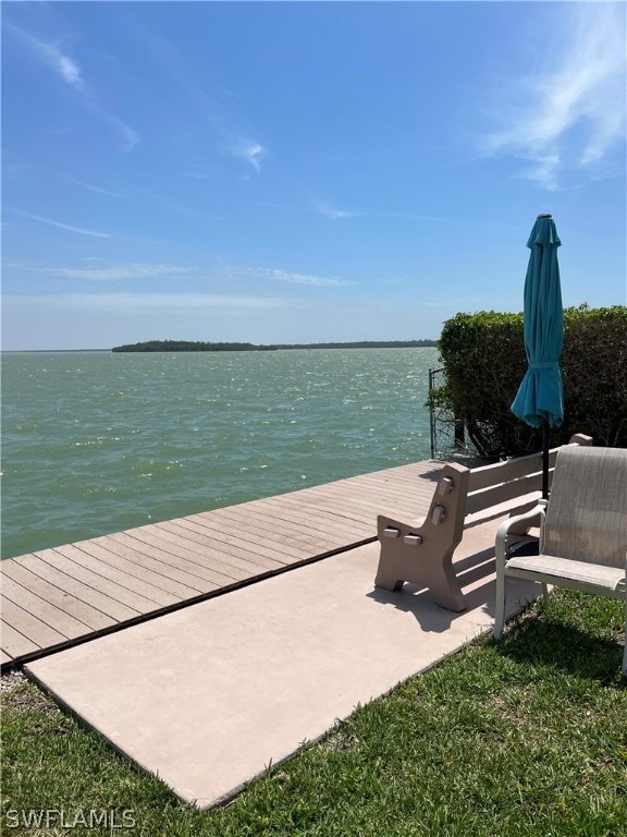 view of dock featuring a water view