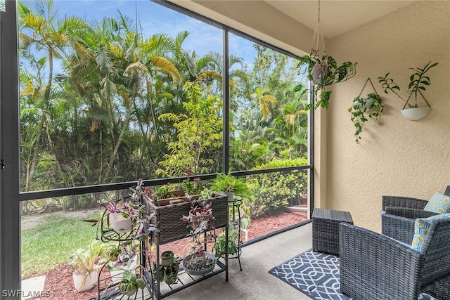 view of sunroom / solarium