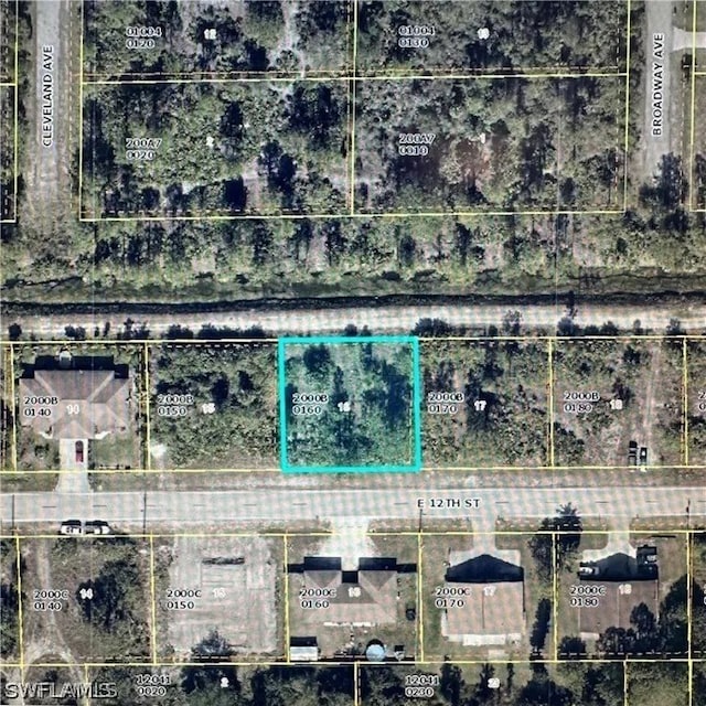 Listing photo 3 for 1521-1523 E 12th St, Lehigh Acres FL 33972