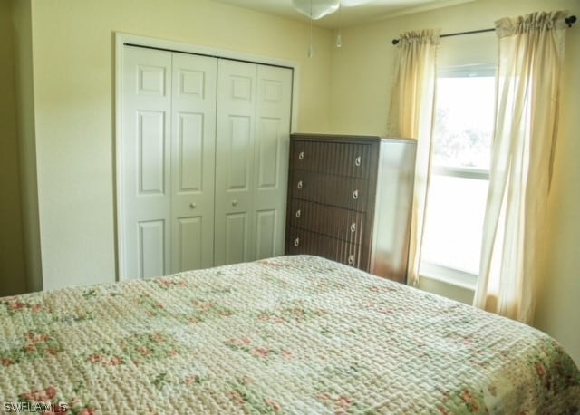 bedroom with a closet