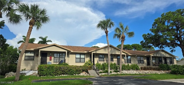 view of front of home