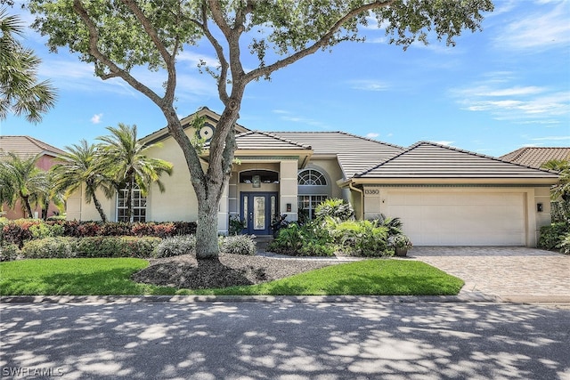 view of front of house featuring a garage